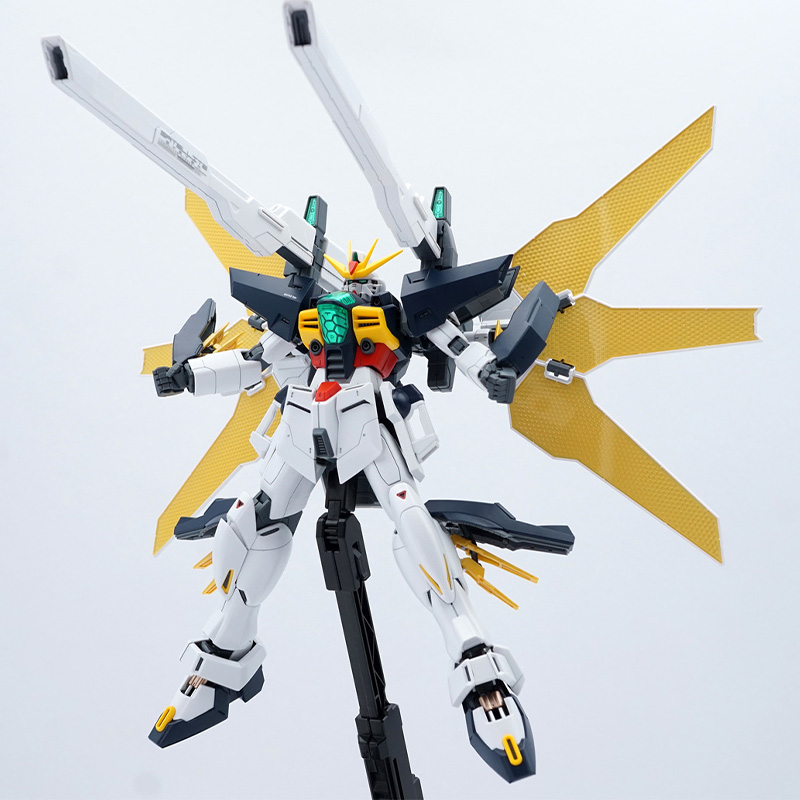 バンダイモデルキット MG 1/100 GX-9901-DX - Model Kit Gundam Mg のレビューと価格
