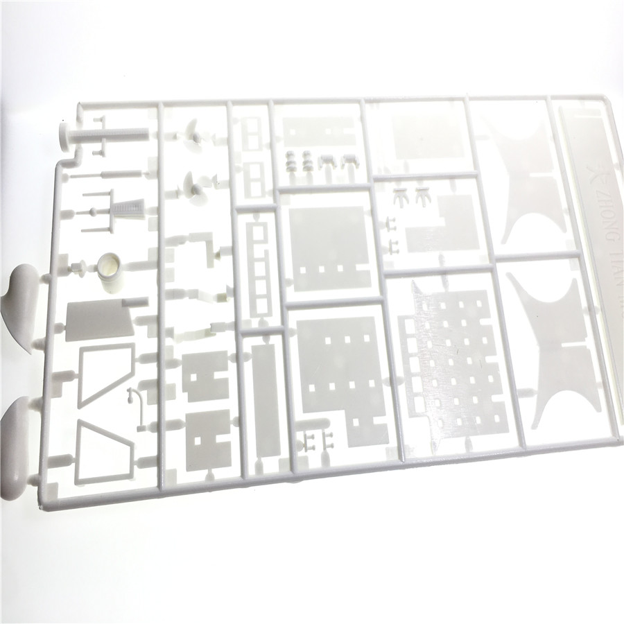 東方コンテナ船の電気アセンブリモデル - Model Kit U Boat のレビューと価格