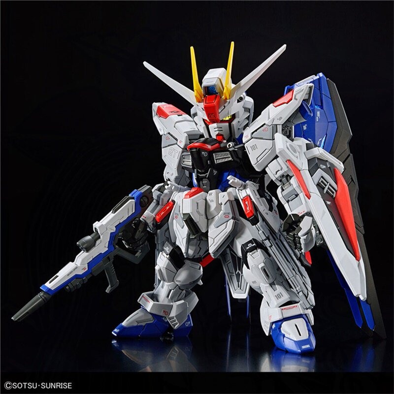 バンダイオリジナル MGSD ZGMF-X10A フリーダム - Model Kit Gundam Mg のレビューと価格