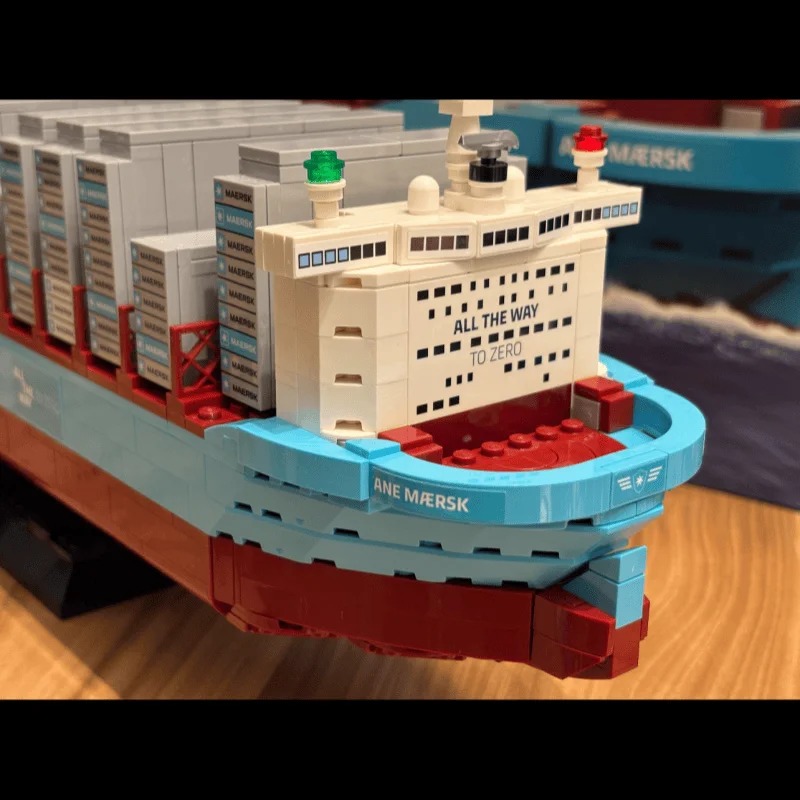 新型2026年式デュアルフューエルコンテナ船ブリックパズル船 - Model Kit U Boat のレビューと価格